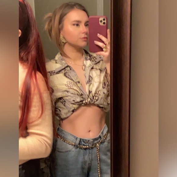 Meet your Posher, Allie - Picture 2 of 7